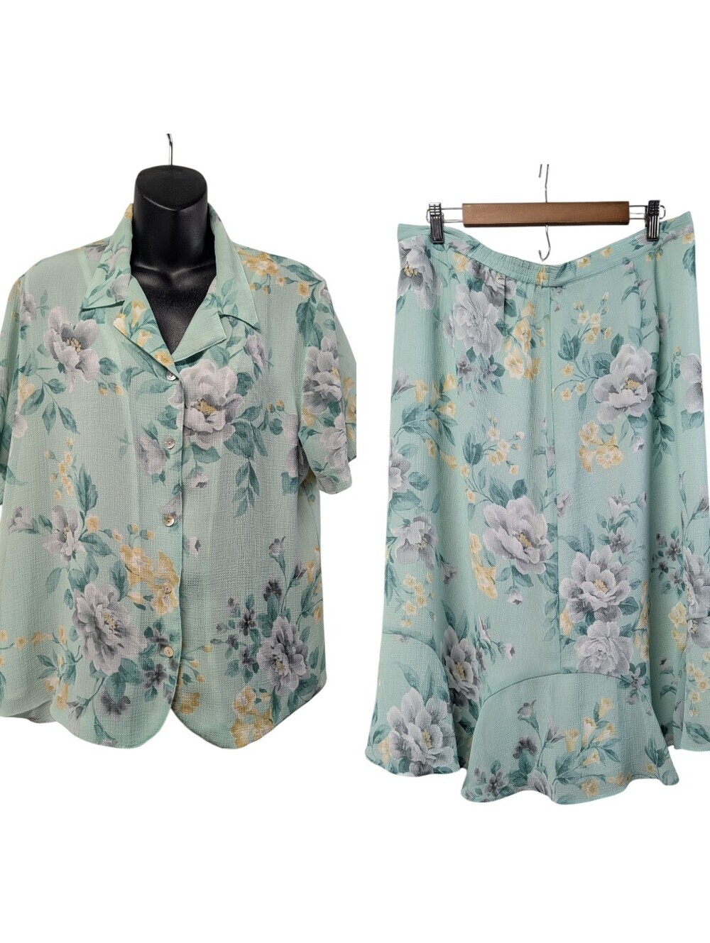 Alfred Dunner Floral 2pc Blouse + Skirt Set Sz 14/16 Mint Green Gray Roses